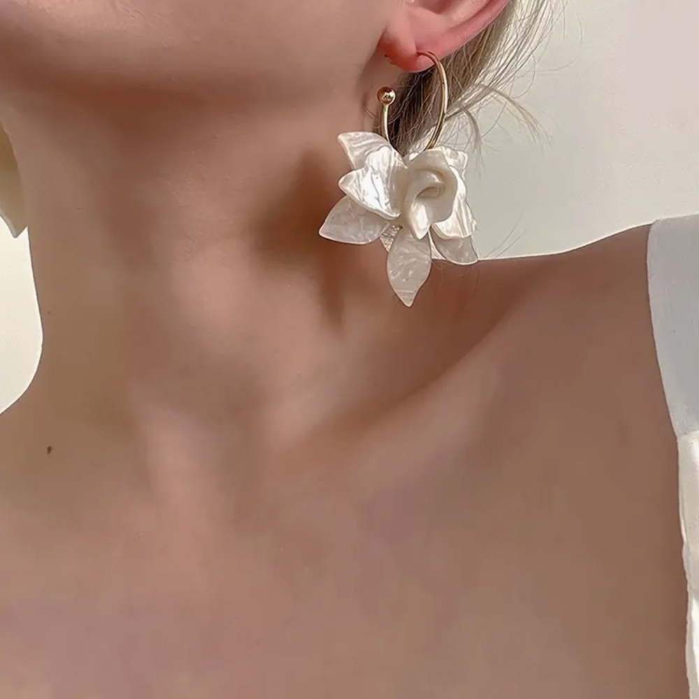 white floral statement earrings pearlescent gold hoops - Picture 3 of 5